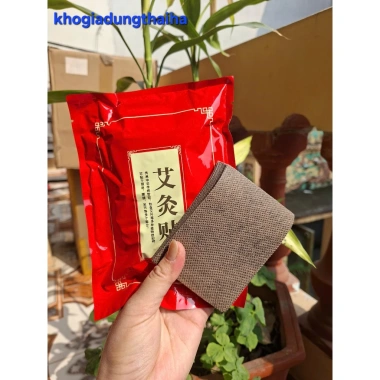Combo 5 hộp 100 miếng dán ngải cứu đông y: Giảm đau nhức đa vùng, thảo dược lành tính, giá 39.000₫ 10 Combo 5 hộp 100 miếng dán ngải cứu đông y: Giảm đau nhức đa vùng, thảo dược lành tính, giá 39.000₫ 10