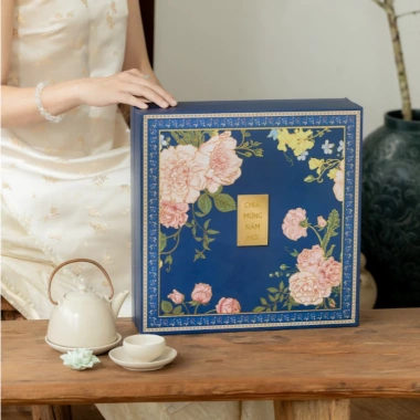 Combo 5 Hộp Đựng Quà Tết Âm Dương Hoa Xuân - Hộp Cứng Thành Quây, Kèm Túi Xách, Giá 555.000