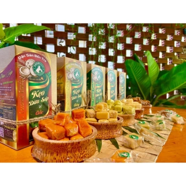 Combo 5 hộp kẹo dừa sáp ngũ vị ít đường Cocofarm - Giá ưu đãi 575.000 VND