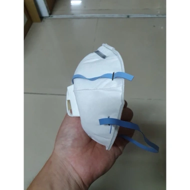 Combo 5 khẩu trang 3M 8.822 N95 - van thở, lọc PM2.5 Hàn Quốc, giá ưu đãi 145.000₫ 2 Combo 5 khẩu trang 3M 8.822 N95 - van thở, lọc PM2.5 Hàn Quốc, giá ưu đãi 145.000₫ 2