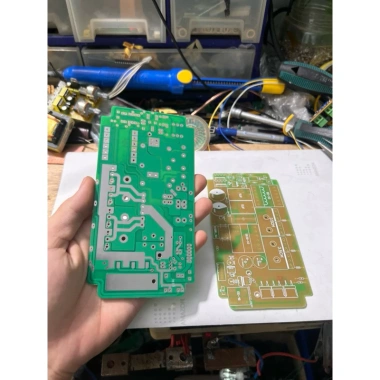 Combo 5 Mạch PCB 4 FET Lớn SCR kèm dao động - Giá ưu đãi 550.000₫ (Giá gốc 665.500₫)