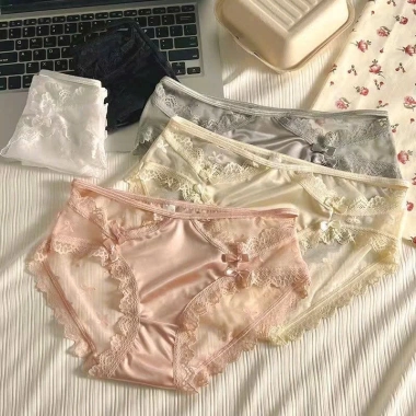 Combo 5 quần lót Nữ su ren cao cấp mềm mát sexy giảm giá chỉ 93.100₫