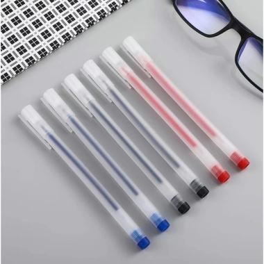 Combo 50-100 bút gel nắp cài ngòi 0.5mm – mực đều, nét chữ đẹp, chỉ 48.000₫ 4