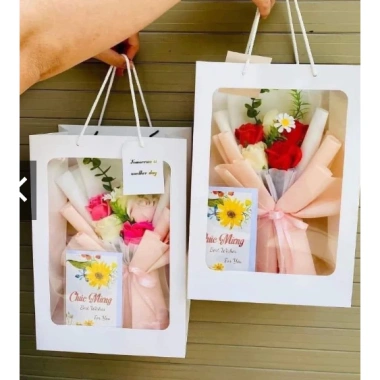 Combo 50 Thiệp Chúc Mừng, Phong Bì, Hoa Quà 8/3 20/10 20/11 Giá chỉ 34.000đ