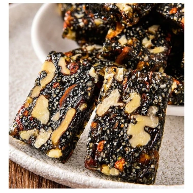Combo 500g Kẹo mới: Bánh óc chó mè đen, táo đỏ, siêu hạt dinh dưỡng, ít ngọt - Giá 30.800 VND