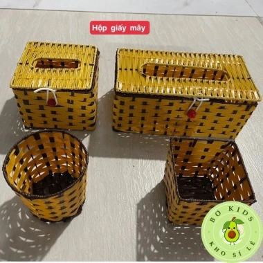 Combo 5/10 Hộp Giấy Ăn Chữ Nhật, Hộp Vuông, Hộp Tròn Đan Mây + Giỏ Nhựa Đồ Dùng - Giá 42.000đ
