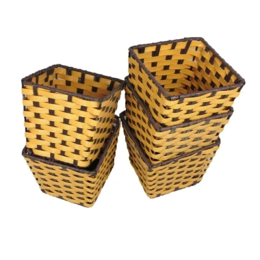 Combo 5/10 Hộp Giấy Ăn Chữ Nhật, Hộp Vuông, Hộp Tròn Đan Mây + Giỏ Nhựa Đồ Dùng - Giá 42.000đ
