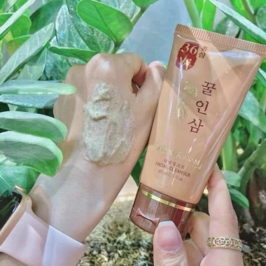 Combo Cao Kem Mụn Sâm Đỏ 36 Vị 15g + Sữa Rửa Mặt Đông Y Mật Nhân Sâm 80ml – Giá ưu đãi 199.000