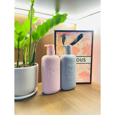 Combo Dầu Gội Xả Luminous 1.000ml – Phục hồi, hương nước hoa cao cấp, giá 666k 5 Combo Dầu Gội Xả Luminous 1.000ml – Phục hồi, hương nước hoa cao cấp, giá 666k 5