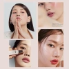 Combo Glint Stick Highlighter & Glint Glow Lip Balm, Nhũ bắt sáng, Son dưỡng ẩm, 860.000 VND 3