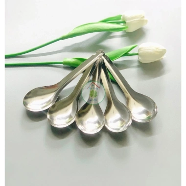 Combo Muỗng Nĩa Đa Dạng Giá Ưu Đãi 52.000 VNĐ và Bộ Dụng Cụ Ăn Uống Tiện Lợi Cho Gia Đình