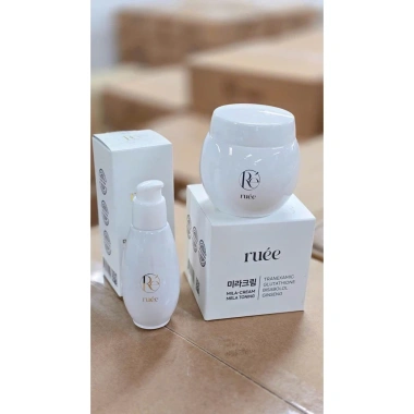 Combo ngày đêm Rúee 50ml hỗ trợ nám, làm trắng da, da căng bóng - Giá chỉ 255k 10 Combo ngày đêm Rúee 50ml hỗ trợ nám, làm trắng da, da căng bóng - Giá chỉ 255k 10