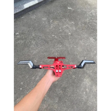 Combo pat biển CNC kèm xi nhan Audi 1 đôi - Giá ưu đãi 185.000₫, chất lượng cao