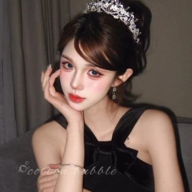Công Chúa Sinh Nhật - Vương Miện Pha Lê, Mũ & Phụ Kiện Tóc Cao Cấp cho Nữ 18 tuổi 4 Công Chúa Sinh Nhật - Vương Miện Pha Lê, Mũ & Phụ Kiện Tóc Cao Cấp cho Nữ 18 tuổi 4