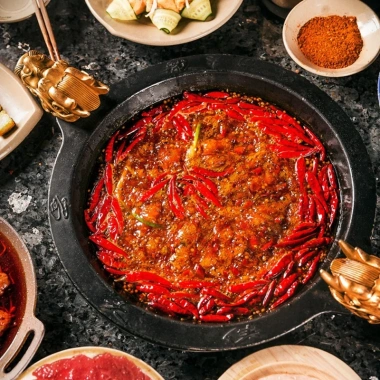 Cốt lẩu Trùng Khánh cay tê 300g - Gia vị Trung Quốc thơm ngon, giao nhanh 2h, chỉ 75.100₫ 3 Cốt lẩu Trùng Khánh cay tê 300g - Gia vị Trung Quốc thơm ngon, giao nhanh 2h, chỉ 75.100₫ 3