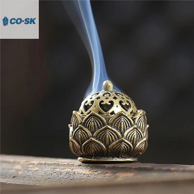 COUTR Đồng Retro Sen Rỗng Đốt Hương Dính Nắp Trang Trí Gỗ Đàn Hương VN 27,280₫ 9 COUTR Đồng Retro Sen Rỗng Đốt Hương Dính Nắp Trang Trí Gỗ Đàn Hương VN 27,280₫ 9
