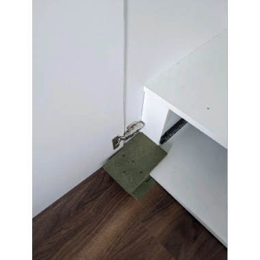 Cữ lắp cánh cửa tủ - Giá chỉ 30.000 đồng, giảm 7.500, bền chắc, lắp nhanh 2