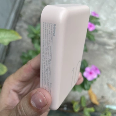 Cục trữ điện không dây 10.000mAh 15W Remax sạc nhanh PD 20W, từ tính, CCC, 4 màu - 399k 5