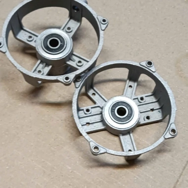 Cụm nhôm quạt B3 B4 dùng vòng bi 608 - Giá chỉ 50.000 VND, giảm 11.000 VND
