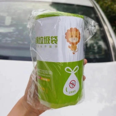 Cuộn 50 Túi Đựng Rác Hương Ngải Cứu Xua Ruồi Muỗi Siêu Dai, Dây Rút Tiện Lợi 45x45cm - Giá 14.500đ
