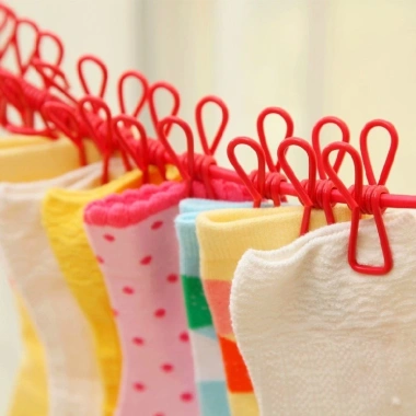 Cuộn Dây Phơi Quần Áo 12 Kẹp Tránh Gió - Tiện Lợi, Móc Thông Minh, Treo Vớ Đồ Trẻ Em Hỏa Tốc 3 Cuộn Dây Phơi Quần Áo 12 Kẹp Tránh Gió - Tiện Lợi, Móc Thông Minh, Treo Vớ Đồ Trẻ Em Hỏa Tốc 3