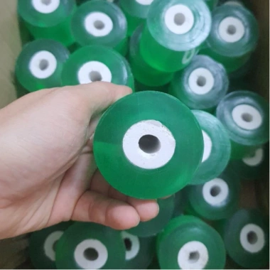 Cuộn ni lông nilong ủ kem màu xanh rộng 5cm - Hàng y hình giá ưu đãi 24.000đ 2 Cuộn ni lông nilong ủ kem màu xanh rộng 5cm - Hàng y hình giá ưu đãi 24.000đ 2