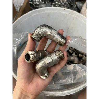Cút góc ren inox 90 độ loại sần, ren tiện, dày đẹp, phi 21 - Giá ưu đãi 30.000đ