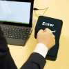 CUY Big Enter - Chìa Khóa Gối Nút USB Khổng Lồ Giảm Căng Thẳng Đệm Đồ Chơi 130k 4