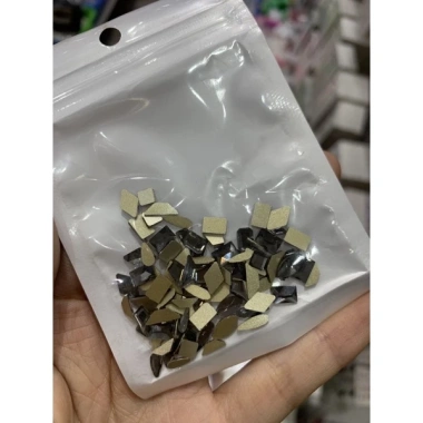 Đá Hình Chân Bằng Túi 100 Viên HANGKIU – Giá Ưu Đãi 65.000đ, Se Da & Xóa Mụn