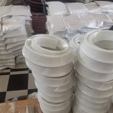 Dải chặn nước cao 5cm tiện lợi cho nhà tắm, nhà vệ sinh, chỗ rửa tay - Giá chỉ 37.000, chống lũ lụt vào nhà