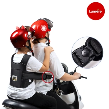 Đai đi xe máy LUMERE trẻ 2-12 tuổi - dải phản quang, túi đựng đồ, đệm lưới thoáng khí, giảm giá 158k 3 Đai đi xe máy LUMERE trẻ 2-12 tuổi - dải phản quang, túi đựng đồ, đệm lưới thoáng khí, giảm giá 158k 3