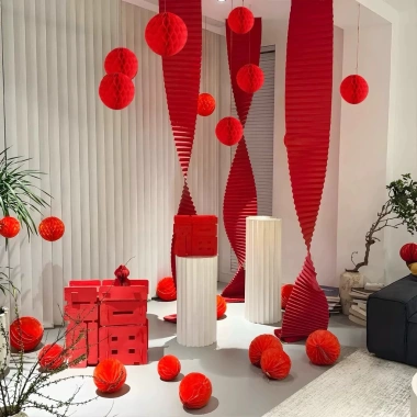 Dải giấy xếp gấp đỏ 30cm x 3m – Trang trí Tết, sự kiện, Trung Thu, background chụp ảnh, giá ưu đãi 35.000₫ 5
