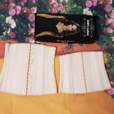 Đai nịt bụng Latex 25 xương Italy - Giảm eo, siết chặt, giá ưu đãi 347.900₫ 7 Đai nịt bụng Latex 25 xương Italy - Giảm eo, siết chặt, giá ưu đãi 347.900₫ 7