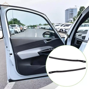Dải thời tiết cửa trước Ford Transit MK7 – Phụ kiện giảm giá 400.400₫