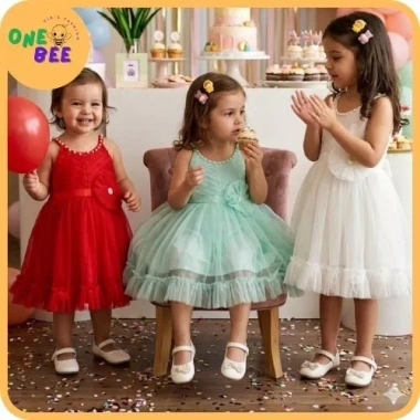 Đầm Bé Gái 10-31kg Váy Công Chúa Đính Ngọc Dễ Thương D24 Giá Giảm 255k
