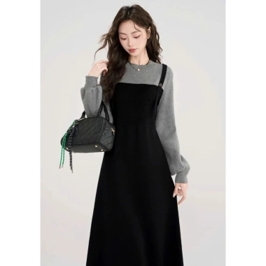 Đầm cổ tròn yếm đen chất chéo Ý, len lông thỏ mềm mịn, thanh lịch thu đông - Giá chỉ 239.000đ