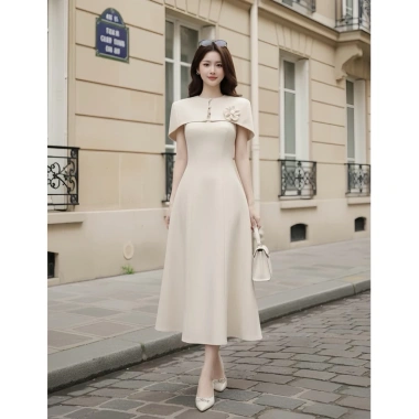 Đầm công sở cao cấp dáng dài màu kem - Cape vai hoa sang trọng, tôn dáng thanh lịch, giảm còn 632.880₫ 5