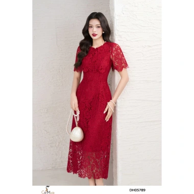 Đầm công sở CITI MODE FASHION ôm ren đỏ tay chơm, đính hoa ngực - 565.000₫