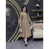 Đầm công sở Hera vải chéo nhật cổ tròn kẻ caro, tay áo 2 hàng cúc đối xứng - Giá ưu đãi 389.000 VNĐ 2