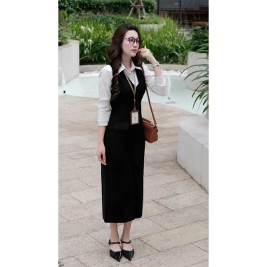 Đầm công sở La Merci DV03 đen ôm nhẹ, chất liệu dày dặn, thoải mái - Giá chỉ 350.000đ
