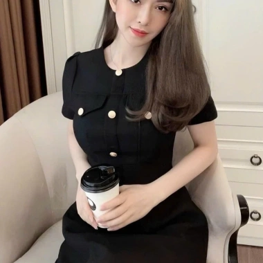 Đầm công sở trung niên TEA NA VD016 - Váy phối nút thanh lịch, gọn nhẹ, phong cách dân phòng, 145.000 VND 4 Đầm công sở trung niên TEA NA VD016 - Váy phối nút thanh lịch, gọn nhẹ, phong cách dân phòng, 145.000 VND 4
