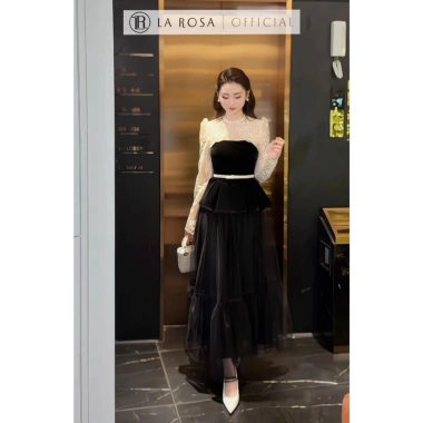 Đầm Dáng Dài La Rosa S1.039 – Áo Dài Tay Xòe Đai Eo Bật, Chân Váy Xếp Li Nhẹ, 495k