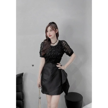Đầm dự tiệc cổ tròn đính chuỗi sang trọng Stella Dress - Giá chỉ 199.000₫ 6 Đầm dự tiệc cổ tròn đính chuỗi sang trọng Stella Dress - Giá chỉ 199.000₫ 6
