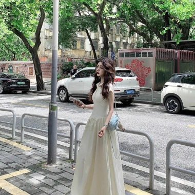 Đầm khâu lưỡi cổ áo polo tay ngắn mùa thu đông - Giá ưu đãi 291.103₫ 9 Đầm khâu lưỡi cổ áo polo tay ngắn mùa thu đông - Giá ưu đãi 291.103₫ 9