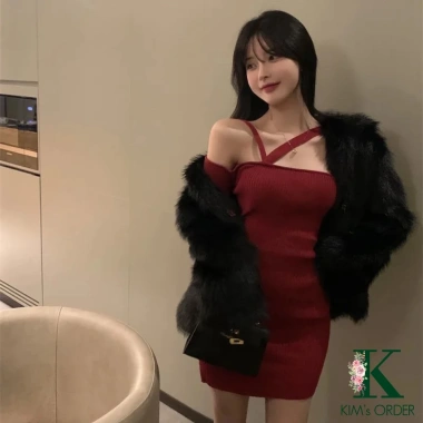 Đầm len body đỏ đen dây chéo trễ vai dài tay ôm sát, sexy sang chảnh, sành điệu Noel Tết, co dãn 226k