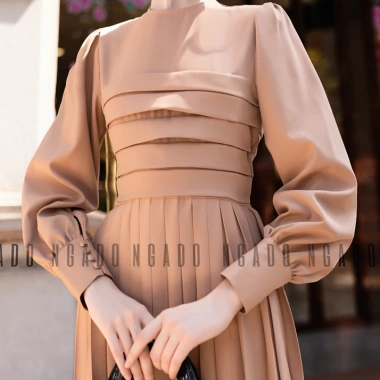 Đầm nâu xếp ly dài tay NGADO - Thiết kế sang trọng, giá ưu đãi 449k 4 Đầm nâu xếp ly dài tay NGADO - Thiết kế sang trọng, giá ưu đãi 449k 4