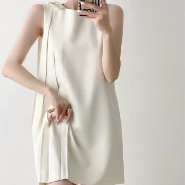 Đầm nữ công sở dáng suông xếp ly cao cấp, trẻ trung thanh lịch 490k