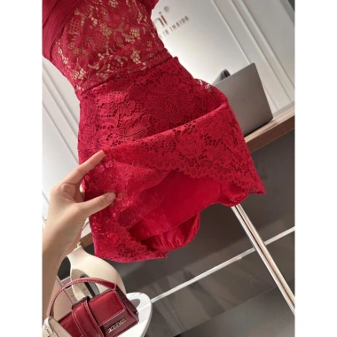 Đầm ren đỏ dự tiệc tay phồng, cổ cao nơ ngực, dáng xòe ngắn – chỉ 220k 3