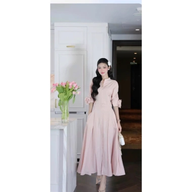 Đầm sơ mi cổ trụ dáng dài tay lỡ đính hoa 3D – Thanh lịch sang trọng, giá 438k
