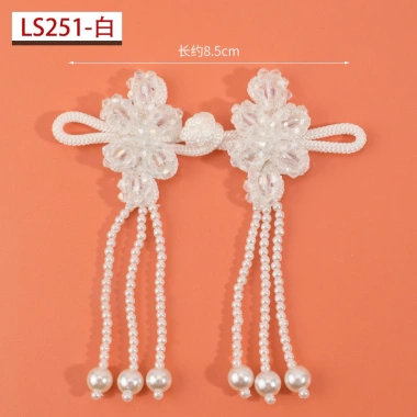 Đầm sườn xám handmade đính hạt ngọc trai, pha lê, nút chuồn chuồn độc đáo - 75.028₫ 2